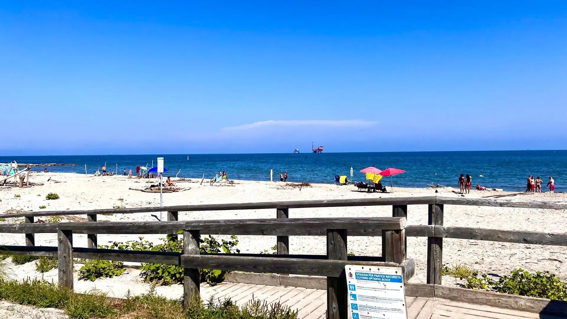 Dante Mobile Homes In Camping Classe Village Lido di Dante Campsite